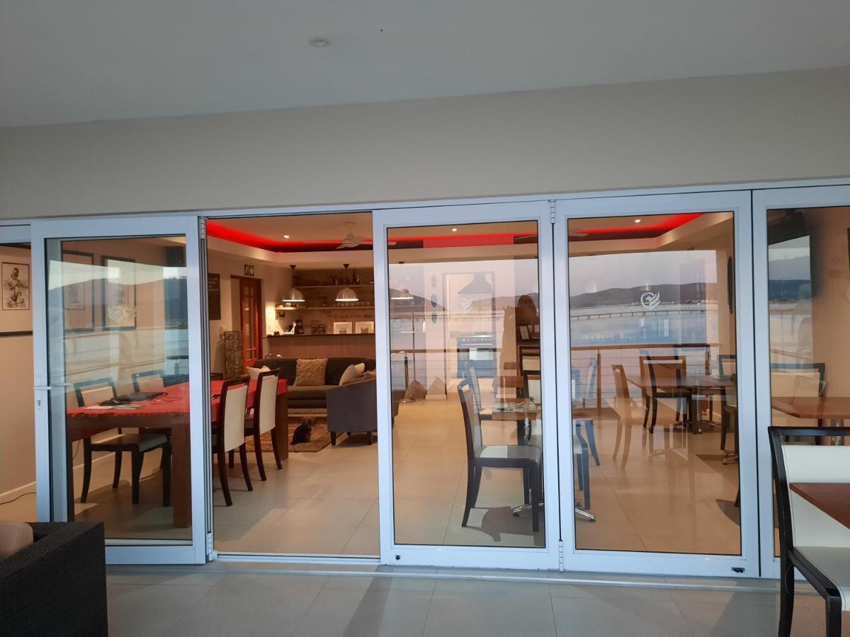 Phoenix Lodge And Waterside Accommodation Knysna Exteriör bild