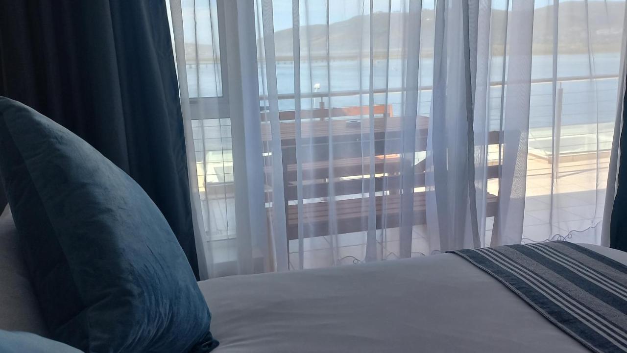 Phoenix Lodge And Waterside Accommodation Knysna Exteriör bild