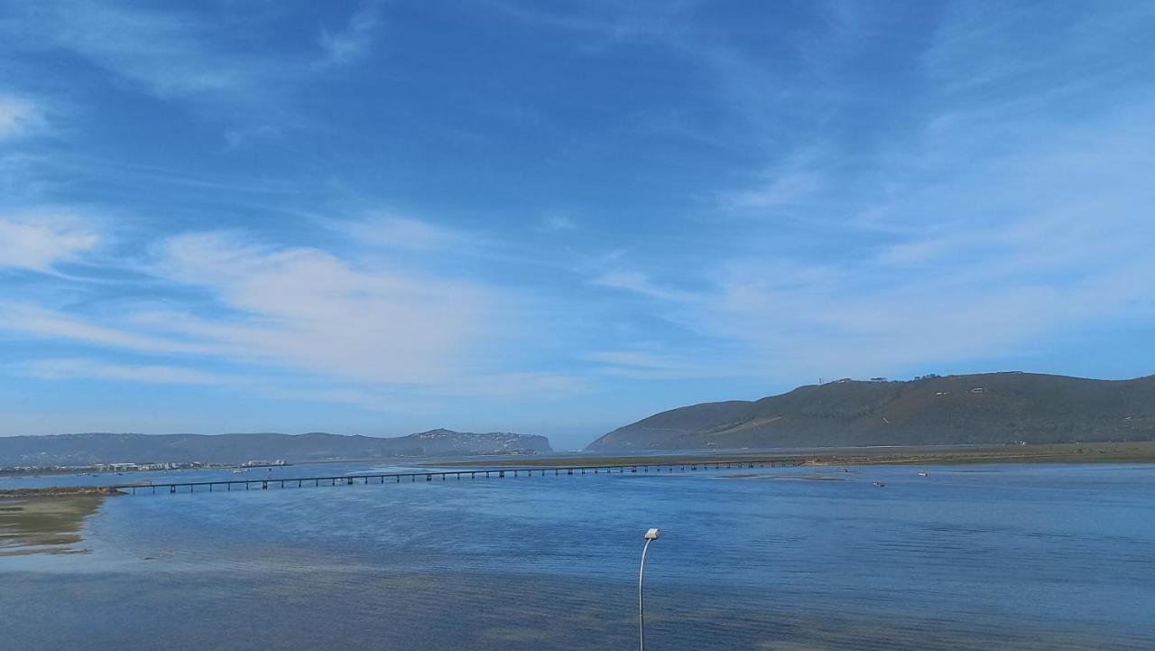 Phoenix Lodge And Waterside Accommodation Knysna Exteriör bild