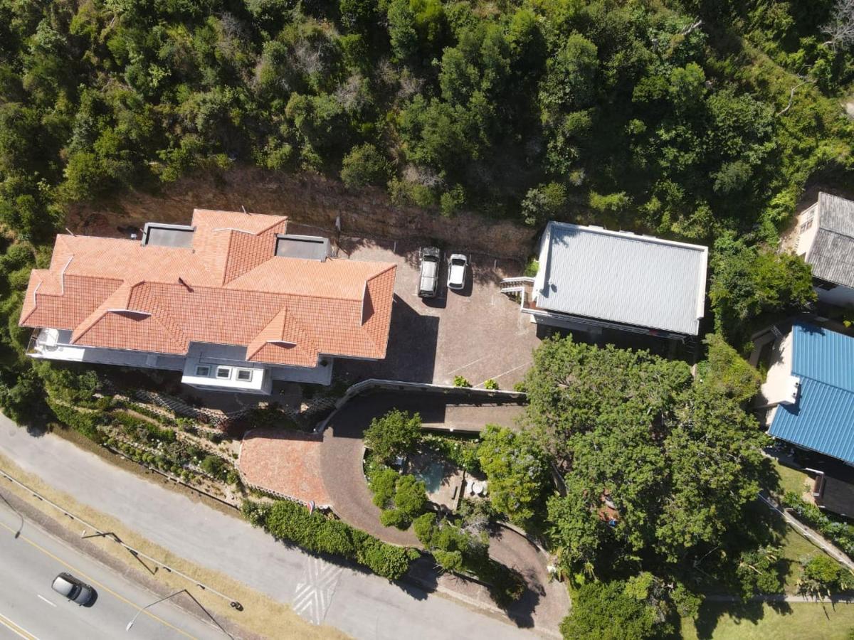 Phoenix Lodge And Waterside Accommodation Knysna Exteriör bild